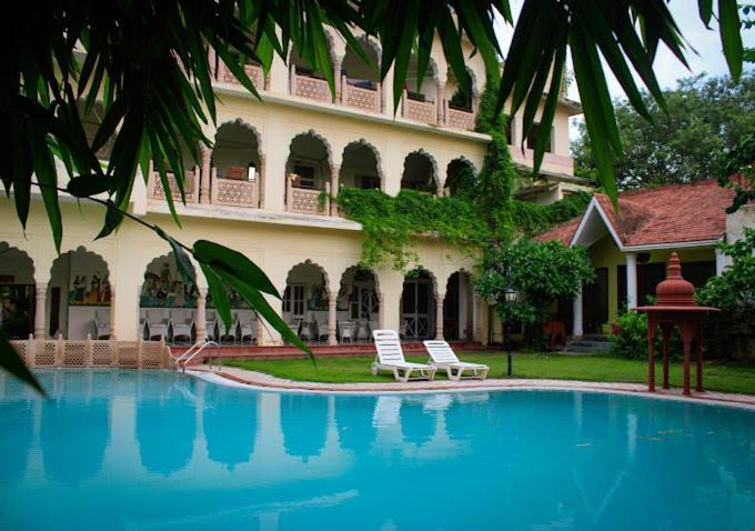 Hotel Bissau Palace Джапур Экстерьер фото